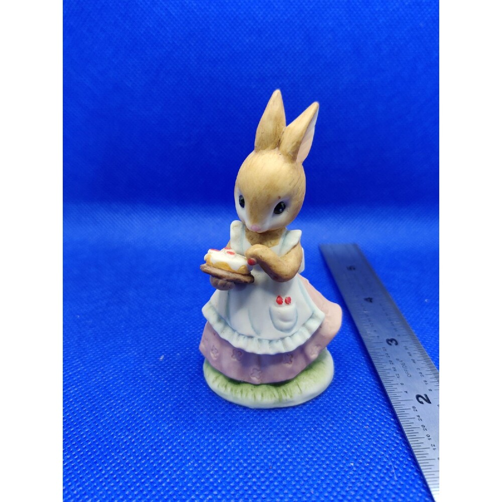 Lefton China 1990 Bunny
